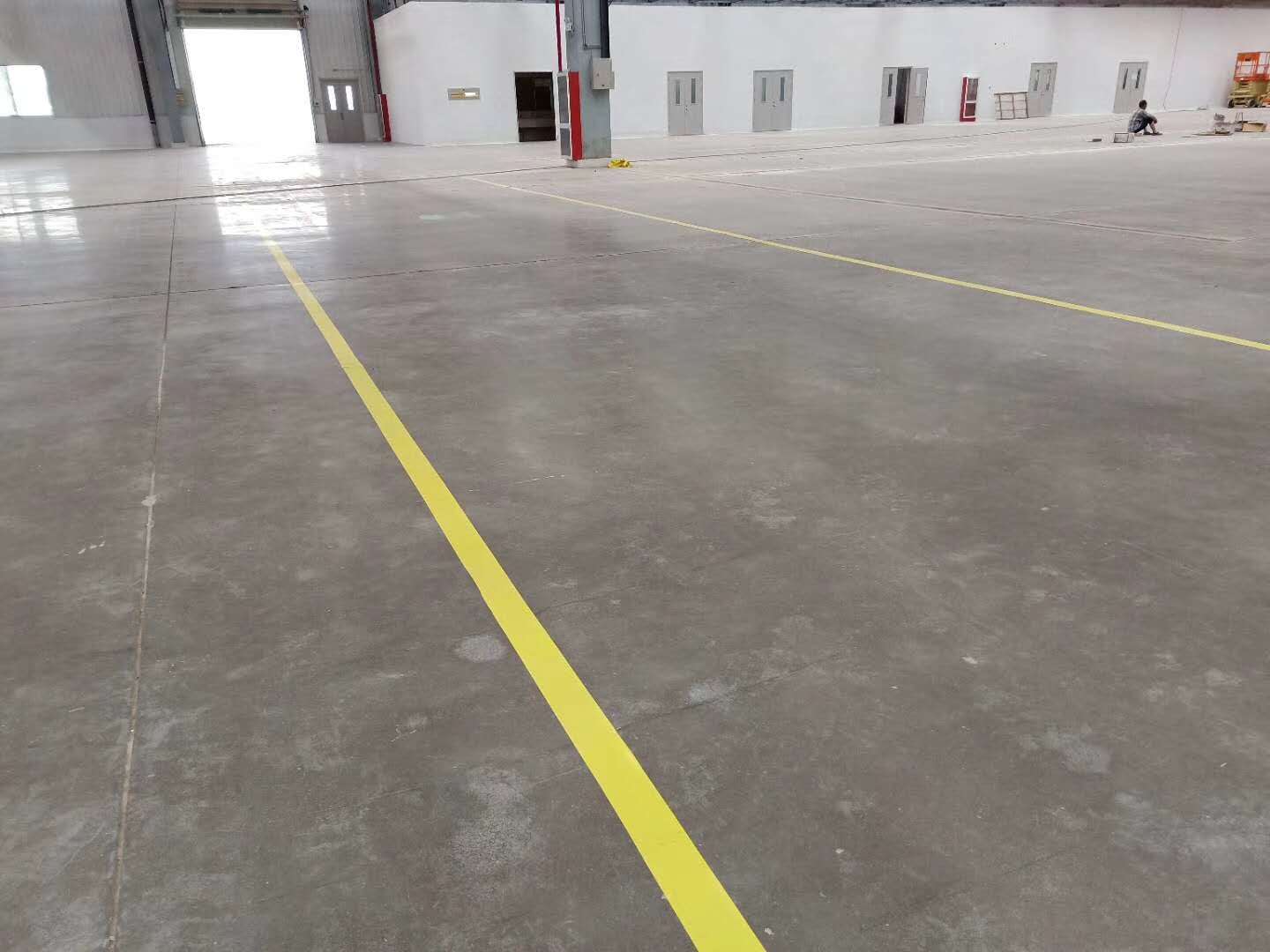 金剛砂耐磨地面實(shí)景