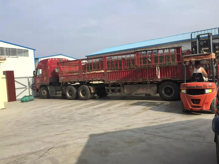 15噸耐磨材料發(fā)貨